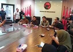 Fraksi Pdip Hm Siapa Yang Menang